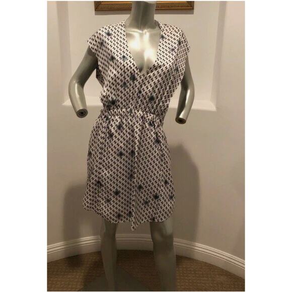 Theysken’s Theory Geometric Print DILLER Silk Dress Size P - Picture 5 of 5